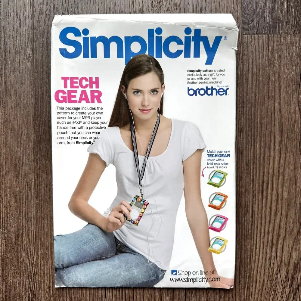 UNCUT Y2K Simplicity 0541 Sewing Pattern Accessory Tech Gear Ipod Case Lanyard